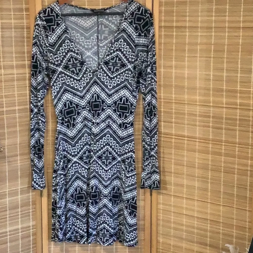 Express Black and White Long Sleeve Dress - Picture 1 of 3